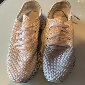 Adidas sneakers silver and pink
